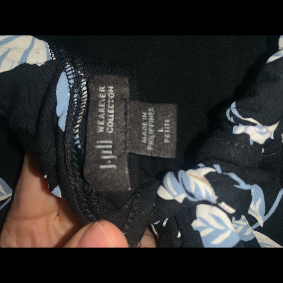 Like New J. Jill Navy Blue Floral Vine Design SZ Large Petite, can fit Large Reg - Picture 5 of 7